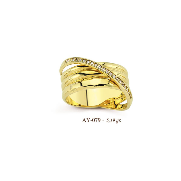 AY079