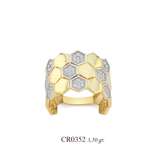 CR0352