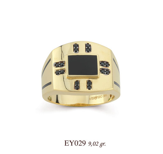 EY029