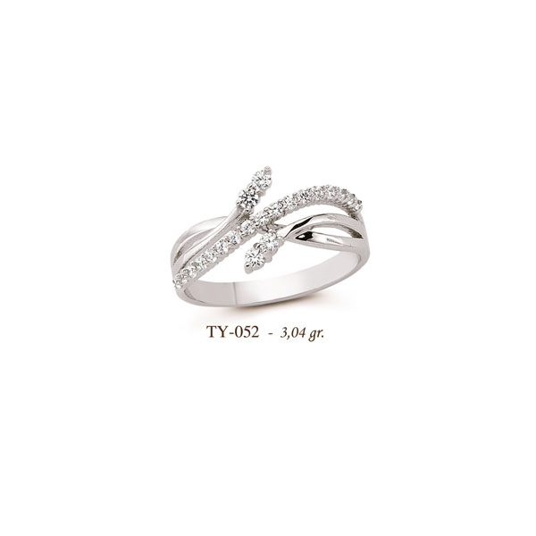 TY052