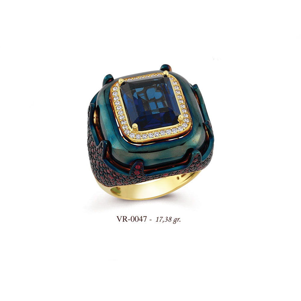 VR0047